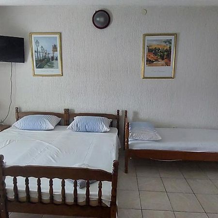 Apartmani Dzapo 斯里马 外观 照片