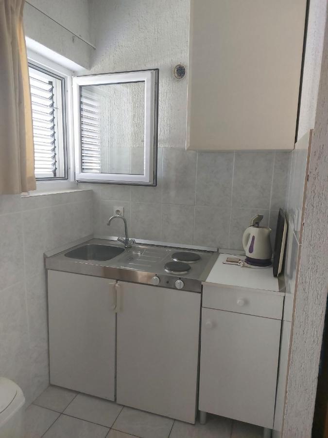 Apartmani Dzapo 斯里马 外观 照片